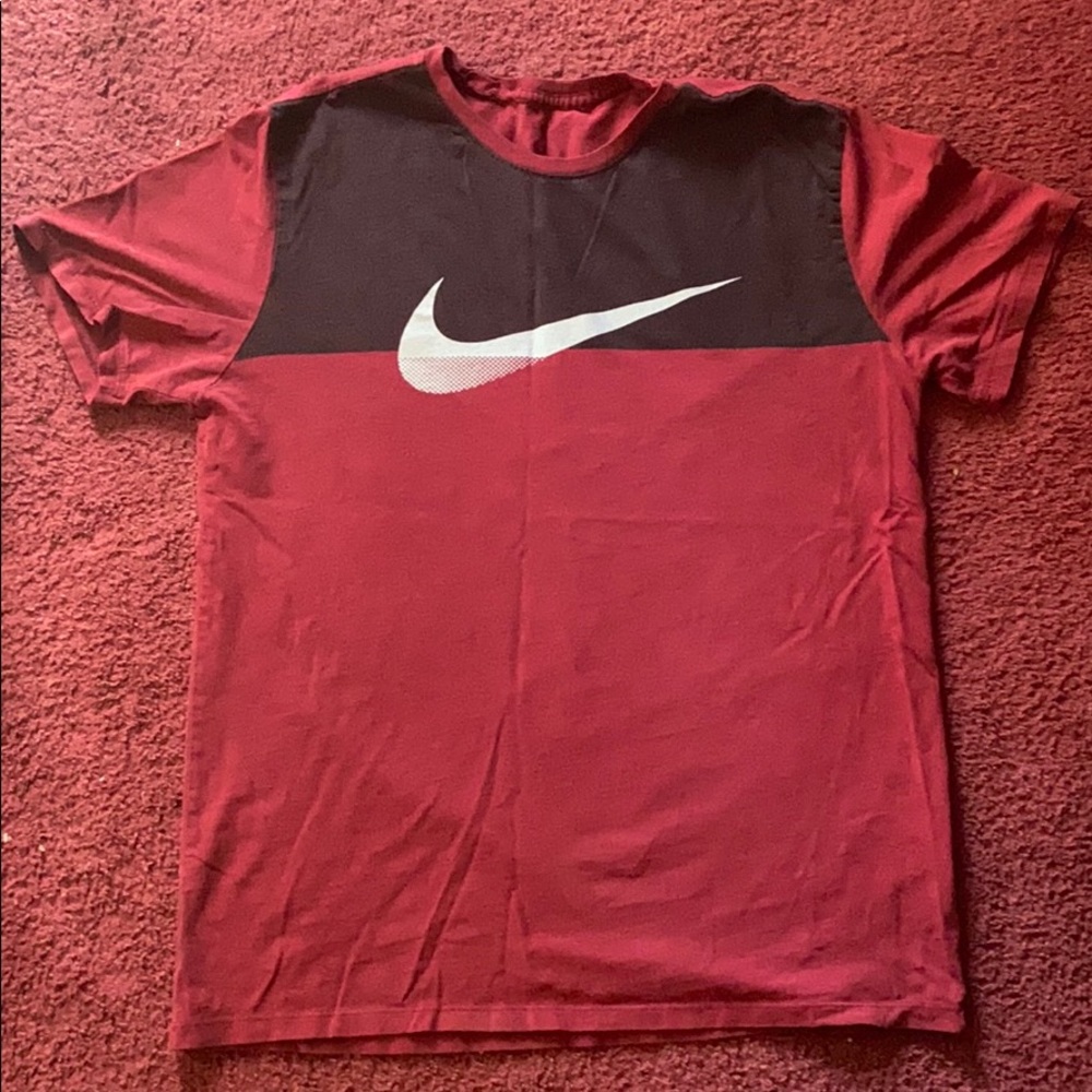 Nike Tee